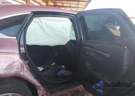 2017 Chevrolet Impala 1Lt из США, поврежденный, VIN 2G1105SA8H9142114